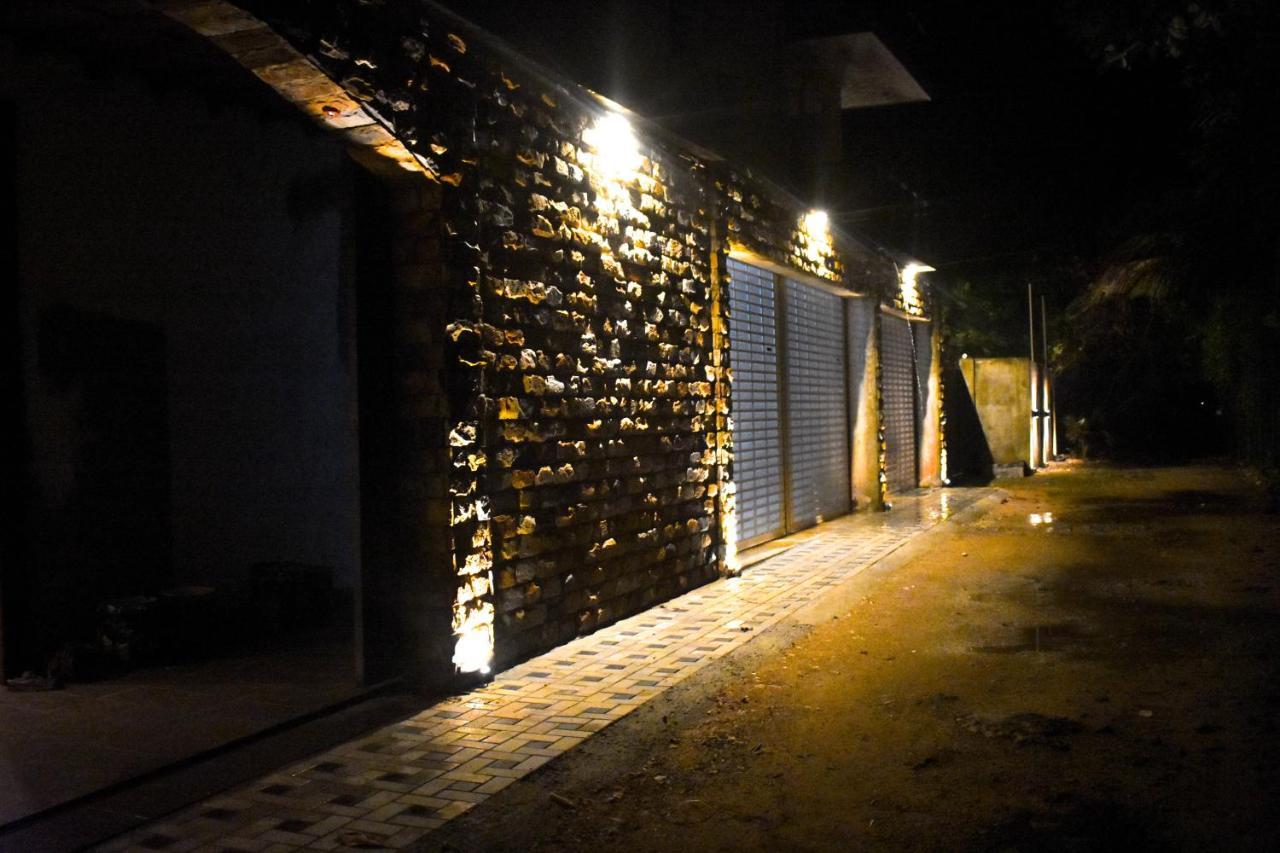 Ara Beach Resort มิริสซา ภายนอก รูปภาพ
