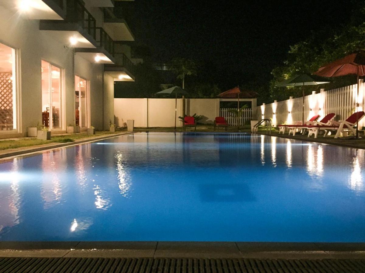 Ara Beach Resort มิริสซา ภายนอก รูปภาพ