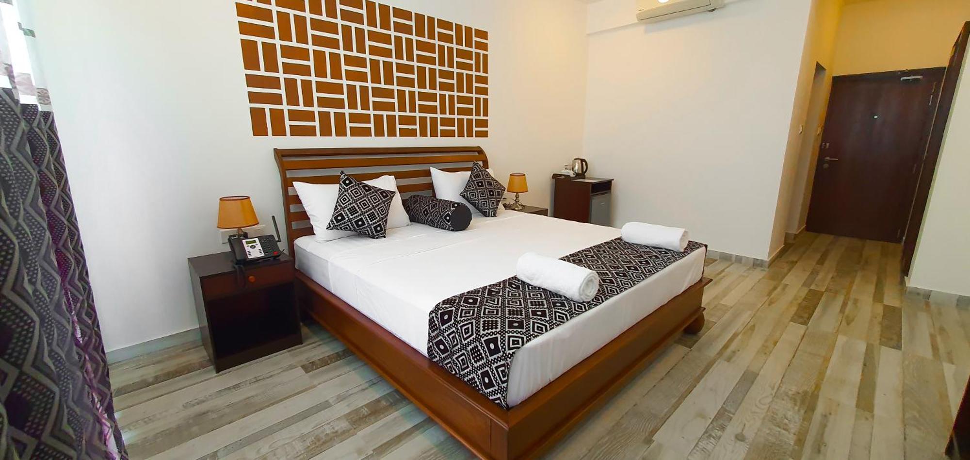 Ara Beach Resort มิริสซา ภายนอก รูปภาพ